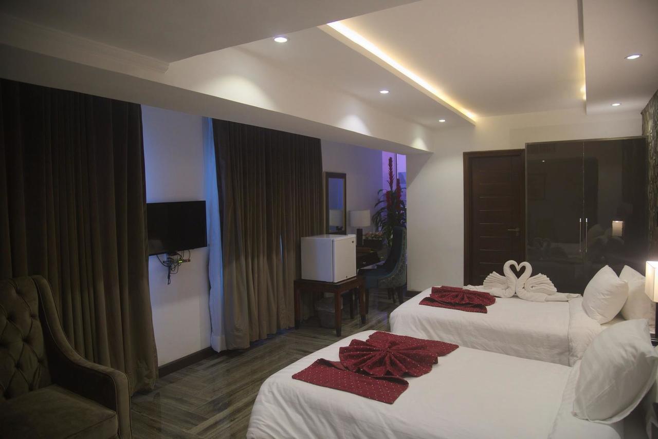 Savoey Hotel Лахор Екстер'єр фото