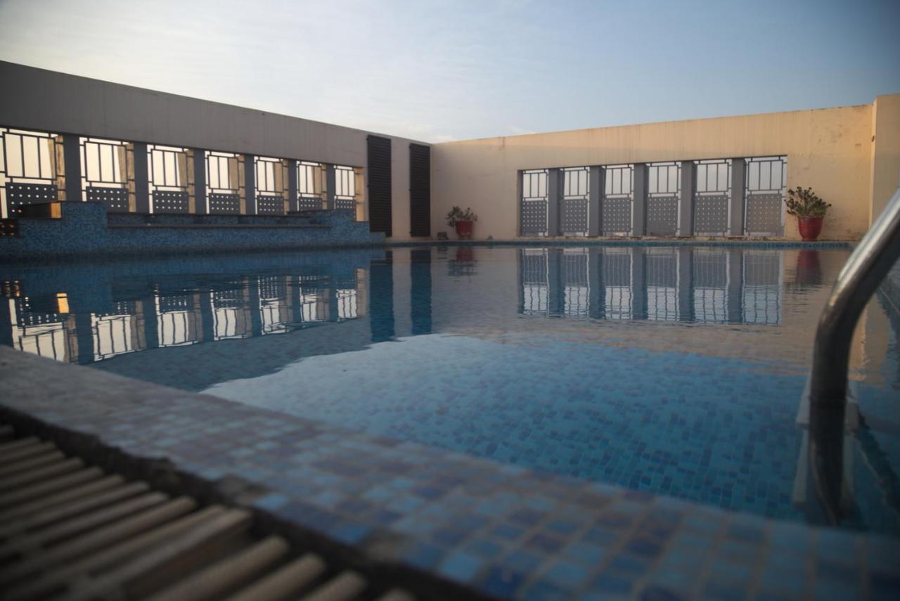 Savoey Hotel Лахор Екстер'єр фото